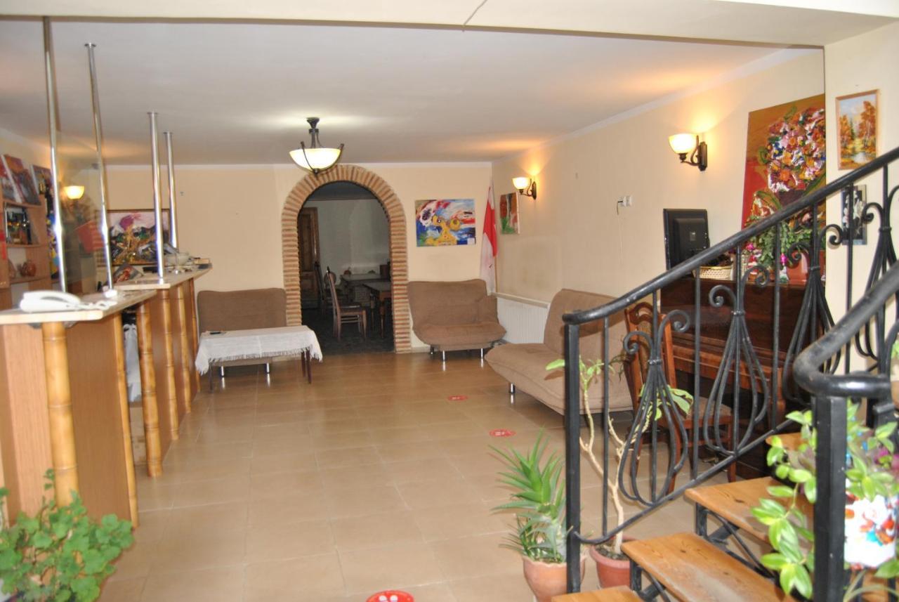 Galavnis Kari Hotel Signagi Buitenkant foto